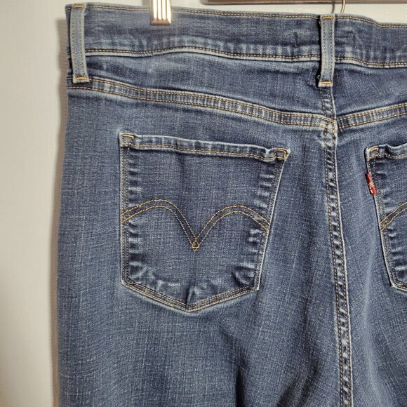 Levi's Size 16 Medium Wash Denim Blue Classic Bootcut Summer Casual Jeans - Picture 10 of 14